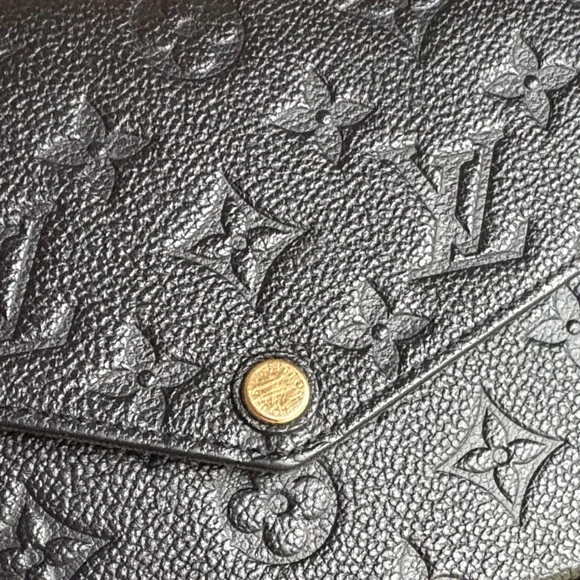 Louis Vuitton Pochette Felicie - Picture 2 of 8